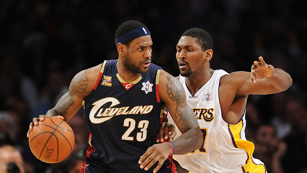 LeBron v. Metta World Peace Christmas 2009