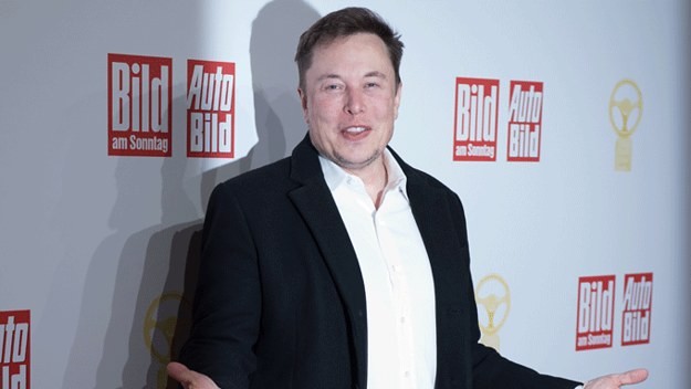 Elon Musk is awarded the Golden Steering Wheel.