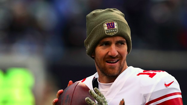 Quarterback Eli Manning #10 of the New York Giants