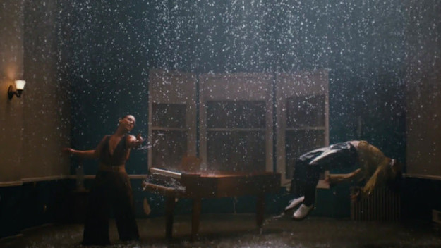 Alicia Keys "Show Me Love" ft. Miguel