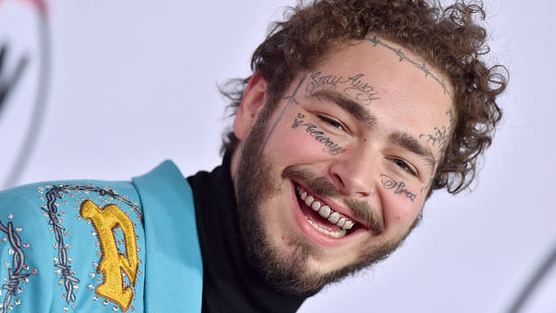 Post Malone attends the 2018 American Music Awards