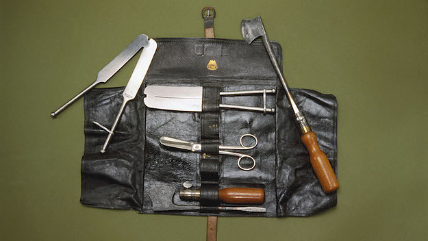 This castrating instrument set was manufactured by Arnold and Sons, London.