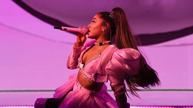 This is Ariana Grande.