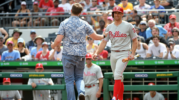 Brad Miller #33 of the Philadelphia Phillies