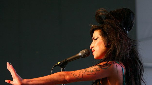 coachella performances amy winehouse