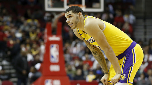 lonzo ball offered to pelicans