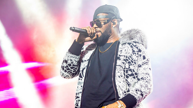 R. Kelly performs at Little Caesars Arena