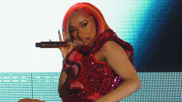 cardi b wedgie