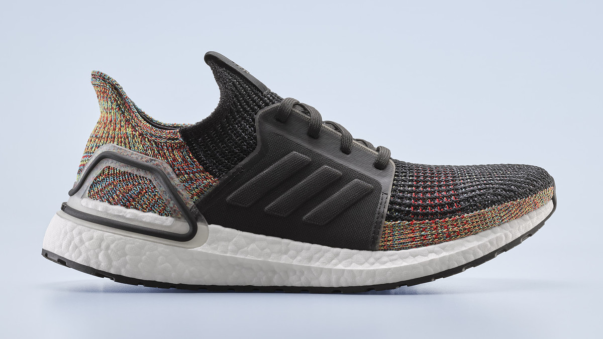 Adidas UltraBoost 19 'Dark Pixel' 4