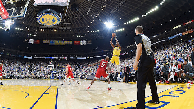 Referee looks on in Warriors vs. Rockets