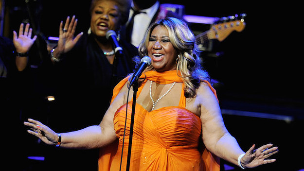 Aretha Franklin singing