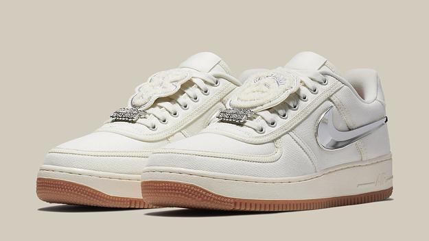 Travis Scott x Nike Air Force 1 Low 'Sail' AQ4211 101 (Pair)