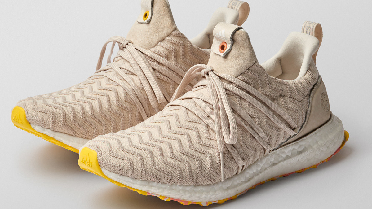 A Kind of Guise x Adidas Ultra Boost Collective (Pair)