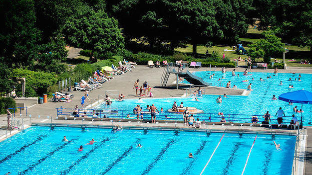 Swimming Pool racist