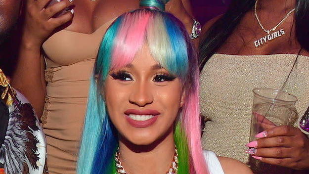 Cardi B Between two ferns