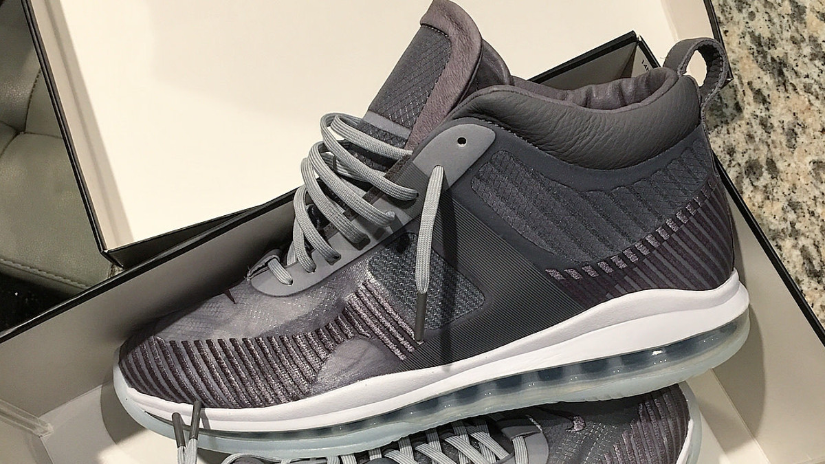 John Elliott x Nike LeBron Icon 'Grey' Friends and Family (Pair)