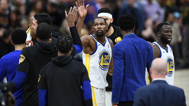 kevin Durant High Five Game 3 NBA Finals 2018