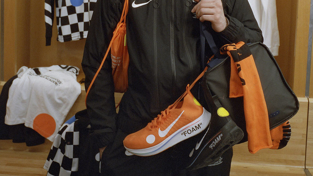 Off White x Nike Football Mon Amour Collection (2)