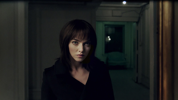 Amanda Seyfried in Netflix's 'Anon'