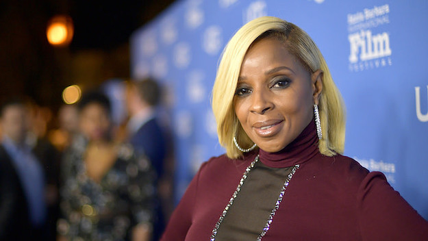 Mary J. Blige at the Virtuosos Award
