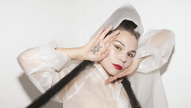 Aïsha Devi (credit: Emile Barret)
