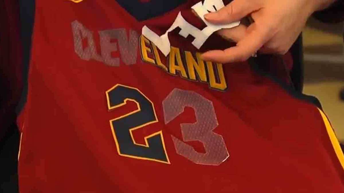 Nike LeBron James Jersey Peeling