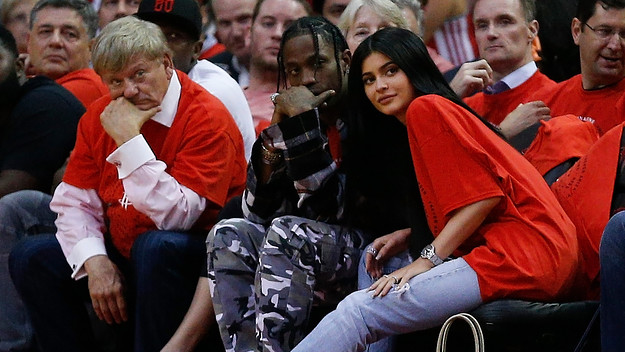 Kylie Jenner Gives Birth to Her First Child With Travis Scott