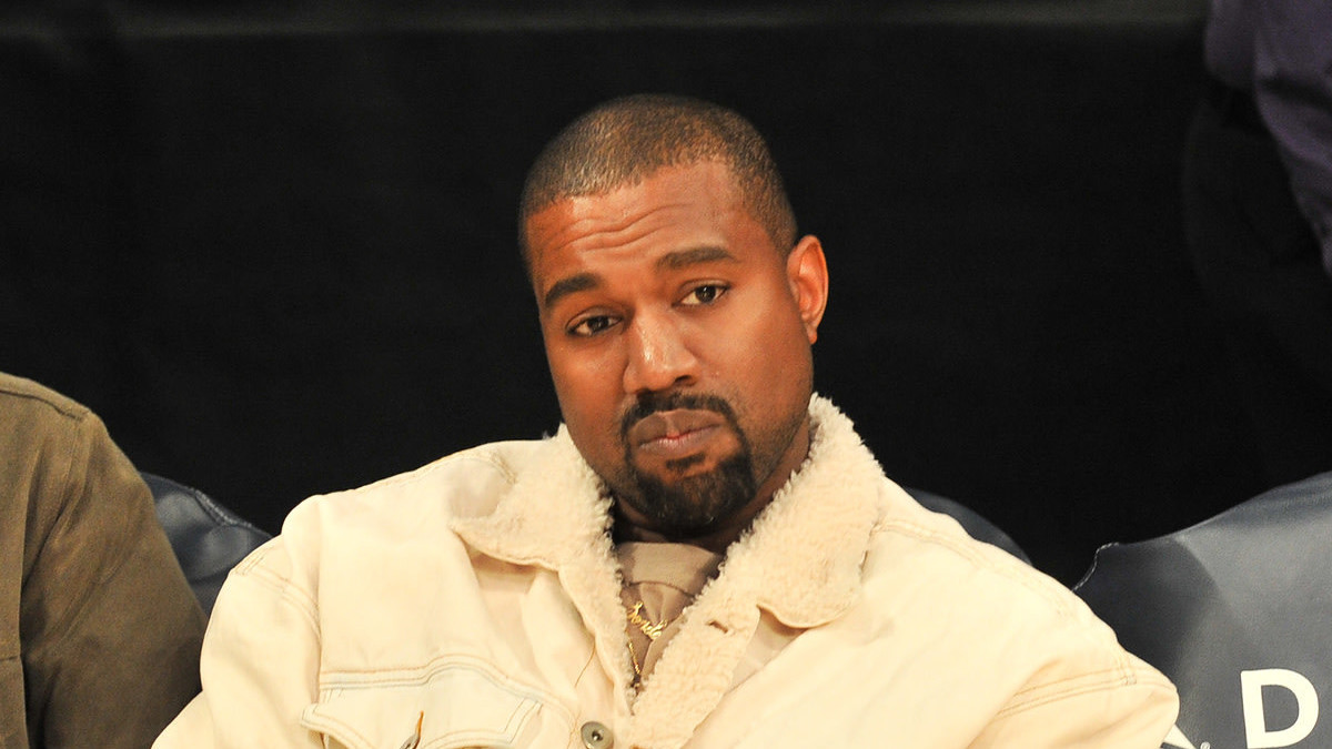 Kanye West at Lakers Game