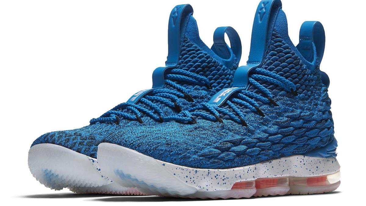 Nike LeBron 15 'HWC' 897648 400 (Pair)