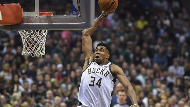 Giannis Antetokounmp Bucks Cavs 2017