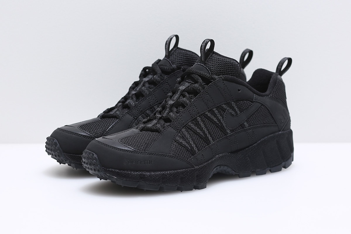 Supreme x Nike Air Humaras Release on Oct. 26