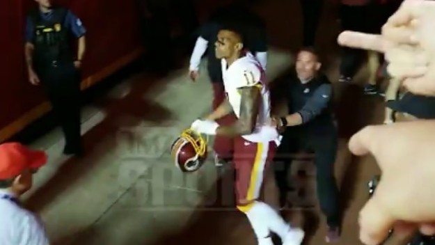 Terrelle Pryor curses at Chiefs fans.