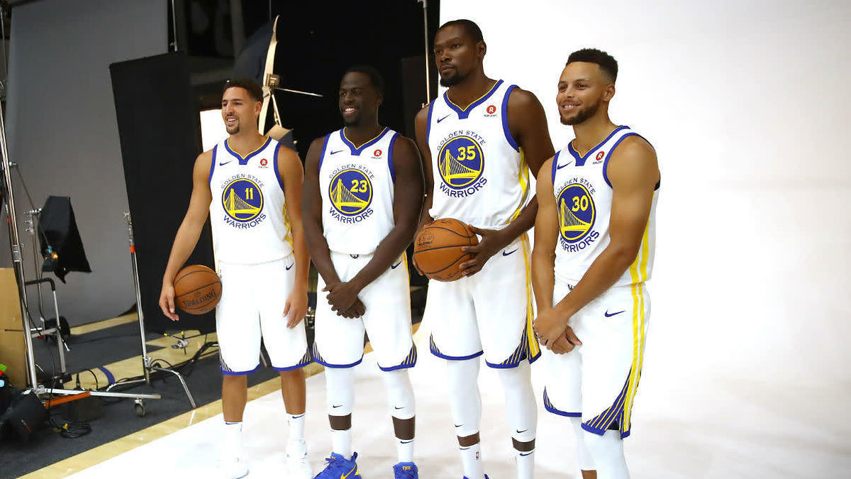 Stephen Curry Under Armour Curry 4 Yellow