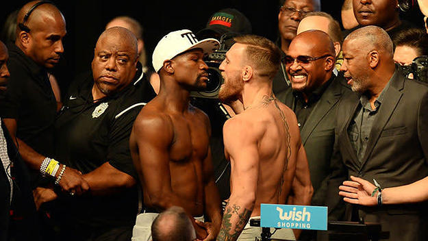 conor mcgregor and floyd mayweather weigh in