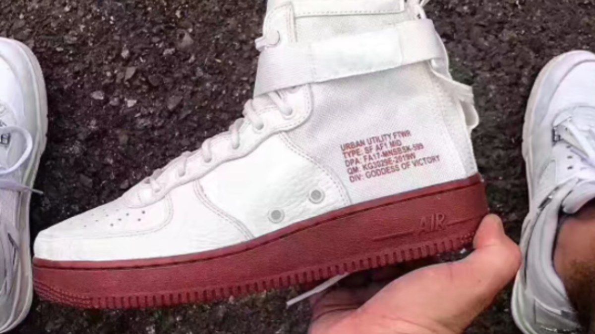 Nike SF AF1 Mid New Images