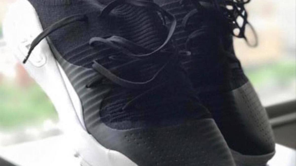 Under Armour Curry 4 Low Black