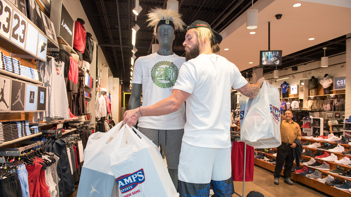 enzo amore champs sports sneaker giveway