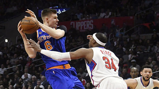 kristaps porzingis vs the clippers