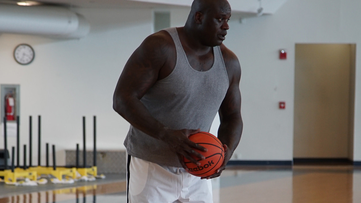 Shaq Wearing Reebok Shaq Attaq Modern