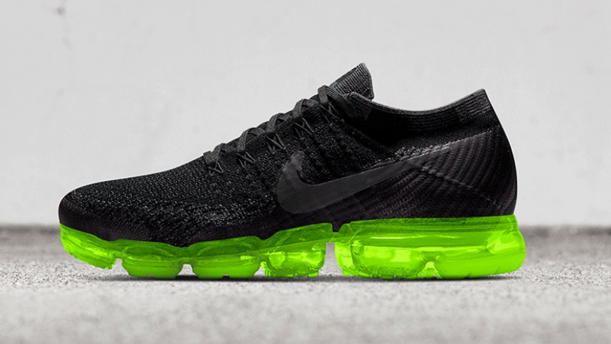NIKEiD Air VaporMax "Volt"