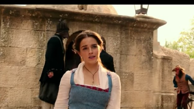 Emma Watson Sings "Belle" in 'Beauty and the Beast'