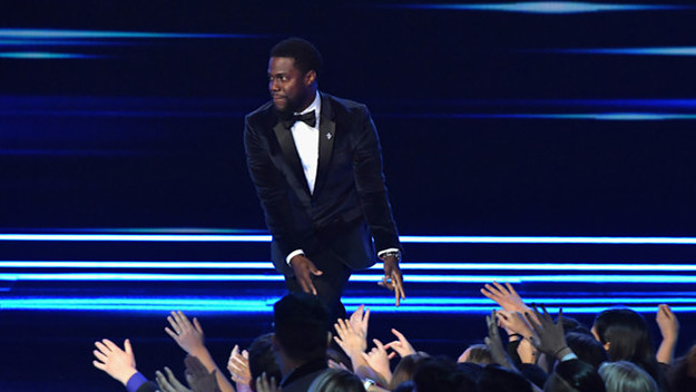 Kevin Hart at the 2017 People's Choice Awards