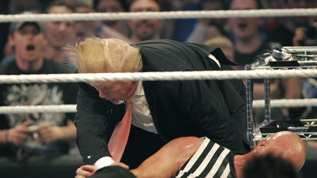 Stone Cold Steve Austin Stunner Donald Trump WrestleMania 23