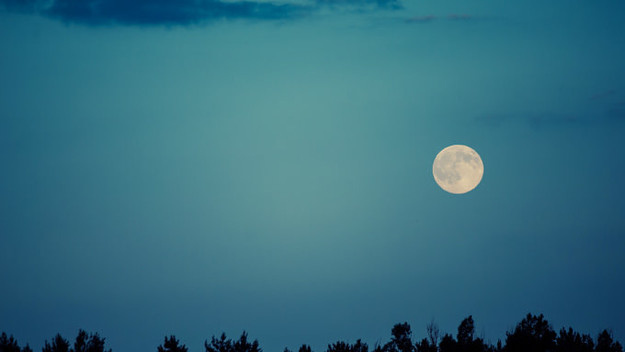 Look at that. That is the moon. Smh.