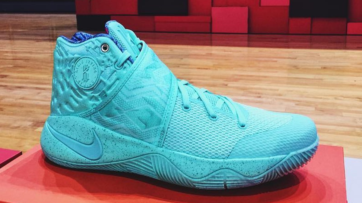 What the Kyrie 2s