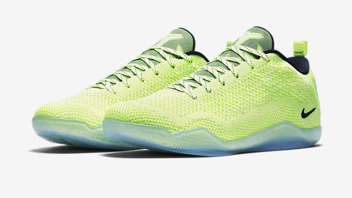 Nike Kobe 11 Elite Low "Ghost of Christmas Past"