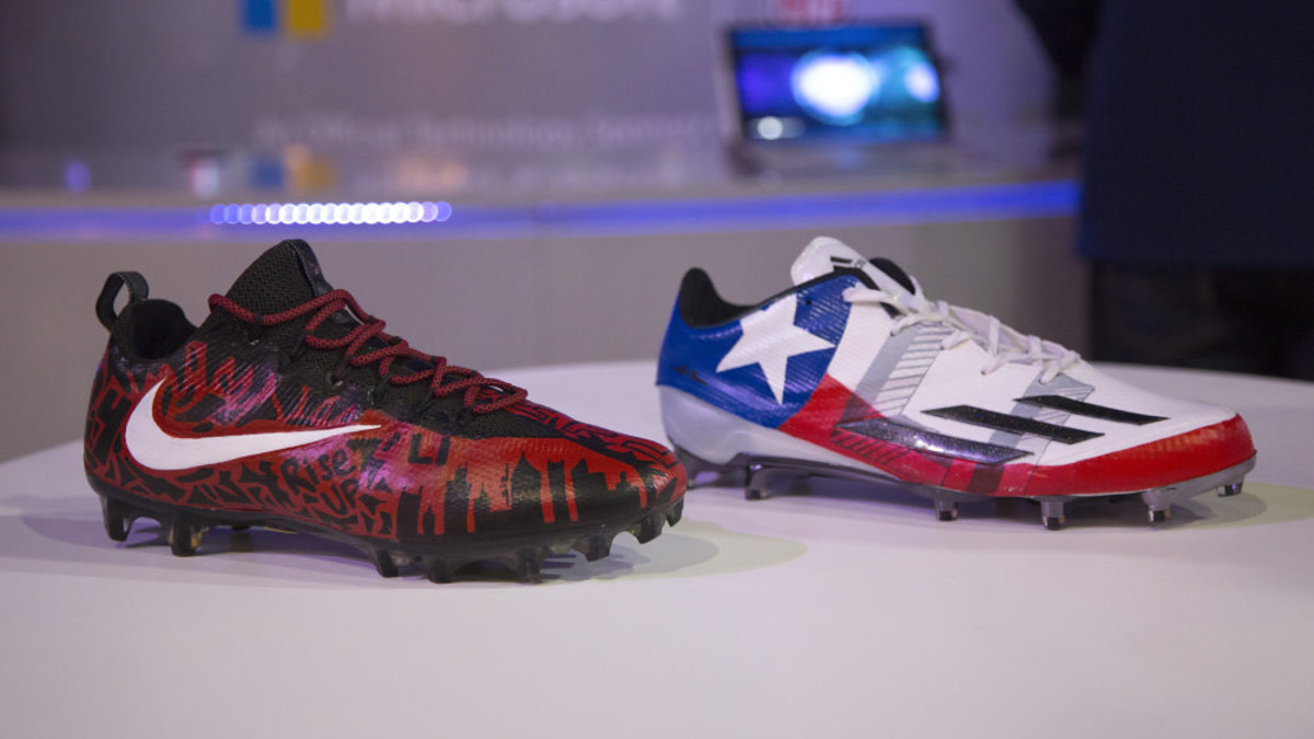 Malcolm Butler & Devonta Freeman Custom Super Bowl Cleats (2)