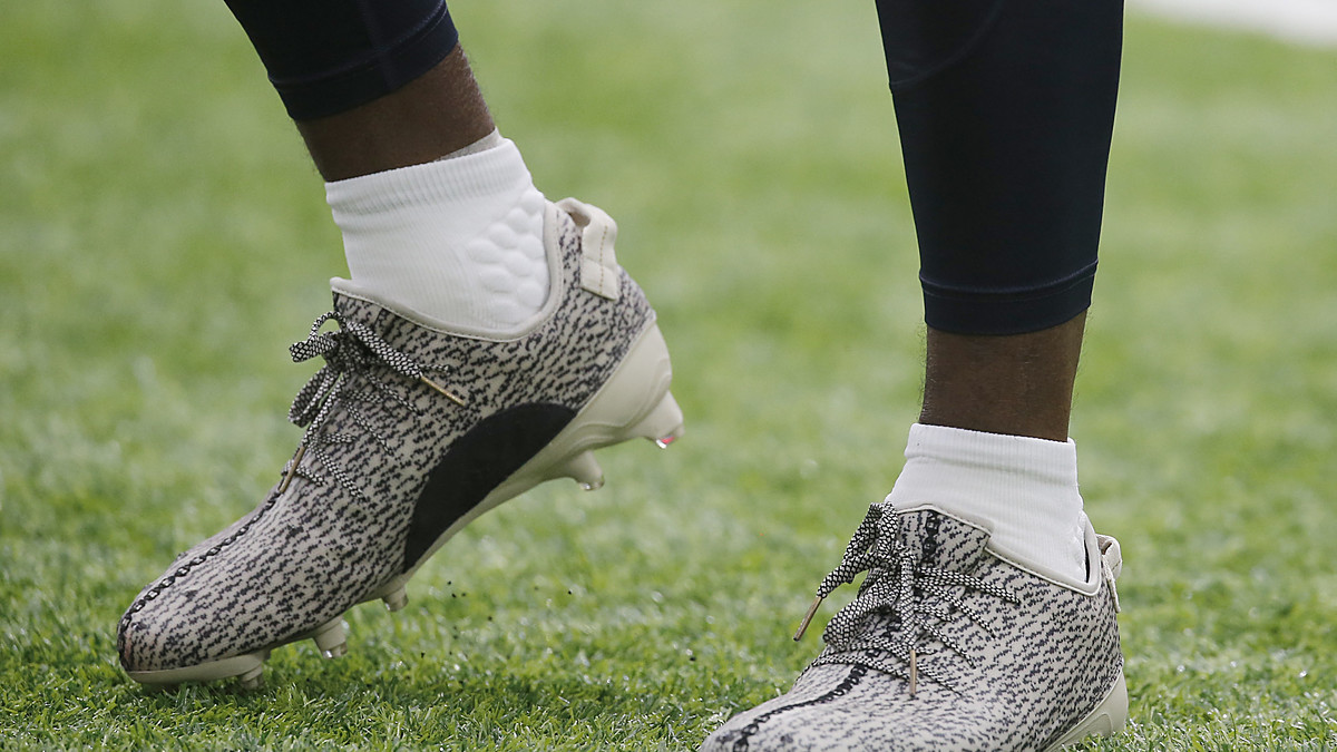 NFL Bans Yeezy Cleats