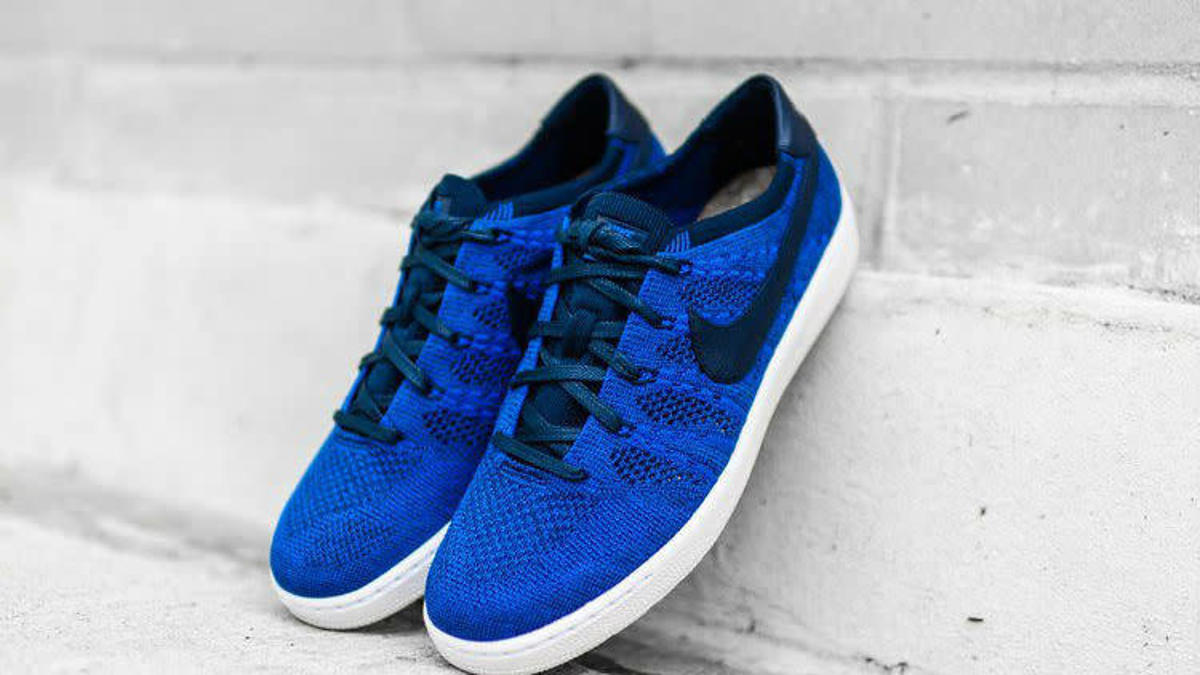 Nike Tennis Classic Ultra Flyknit Racer Blue