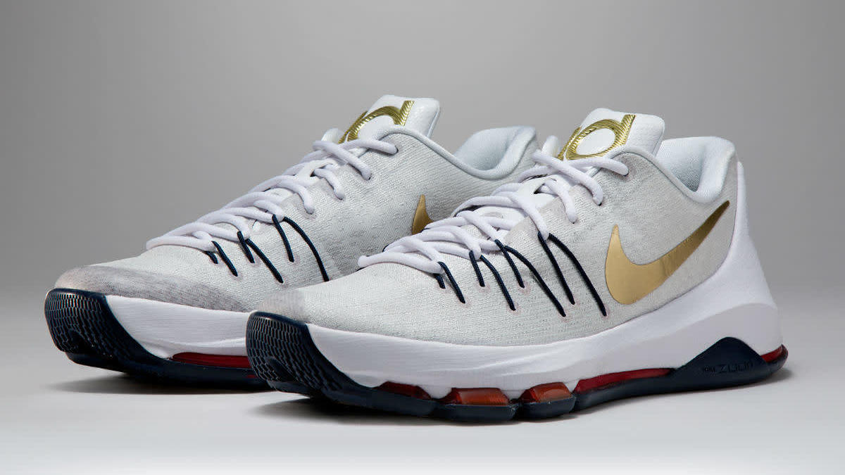 NIKEiD KD 8 UCONN Championship (1)